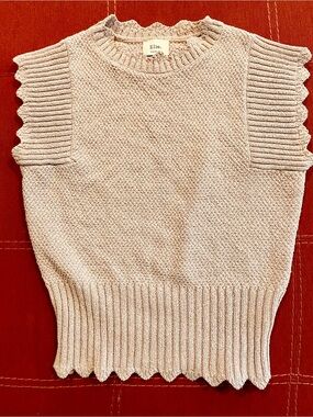 Elie Tahari Light Cream Cotton/Poly blend Knit Scalloped Sleeveless Sweater